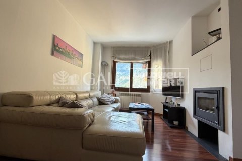 Купить квартиру в Андорра, Испания с 3 спальни, 80м², № 7775 - фото 3