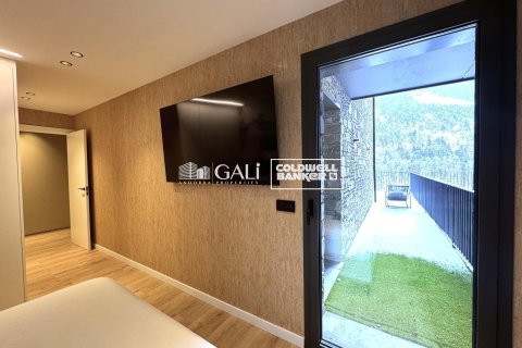 Купить квартиру в Андорра, Испания с 5 спален, 220м², № 7778 - фото 9