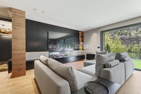 Купить квартиру в Андорра, Испания с 5 спален, 220м², № 7778 - фото 26