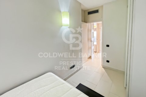 Apartamento de 3 dormitorios en venta en Barcelona, Cataluña, Spain № 7781 - foto 15