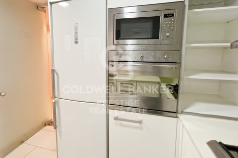 Apartamento de 3 dormitorios en venta en Barcelona, Cataluña, Spain № 7781 - foto 21