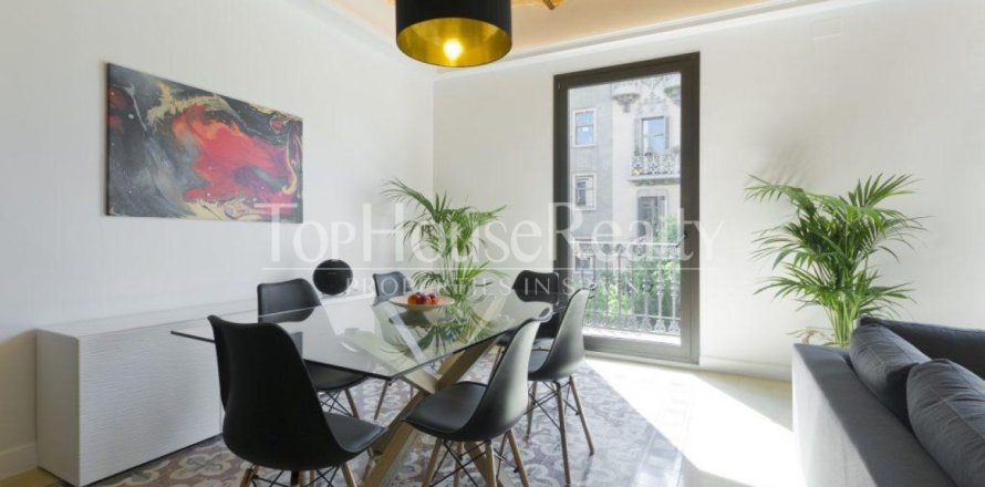 Квартира с 3 спальнями в Барселоне, Каталония, Испания № 2346