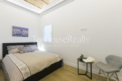 Купить квартиру в Барселона, Испания с 3 спальни, 150м², № 2346 - фото 11