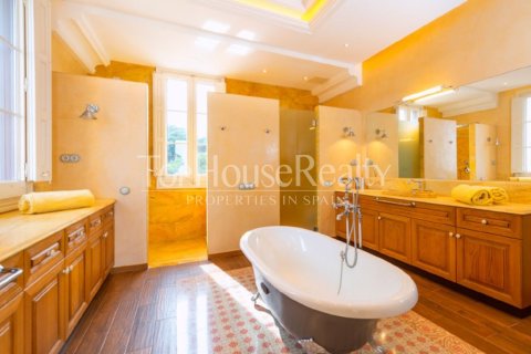 Купить виллу в Педральбес, Барселона, Испания с 9 спален, 915м², № 2345 - фото 12