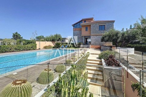 Вилла с 5 спальнями в Сан-Пере-де-Рибесе, Барселона, Каталония, Испания № 2347