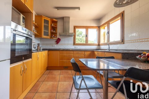 5 bedrooms house for sale in Riells i Viabrea, Girona, Catalonia, Spain № 5008 - photo 5