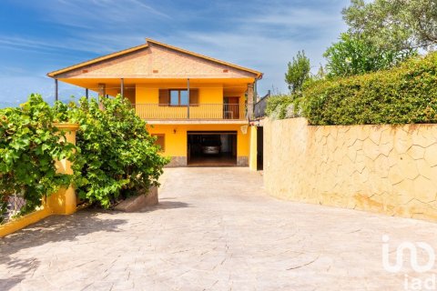 5 bedrooms house for sale in Riells i Viabrea, Girona, Catalonia, Spain № 5008 - photo 21