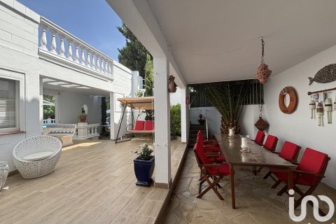 4 bedrooms house for sale in Empuriabrava, Girona, Catalonia, Spain № 5004 - photo 5