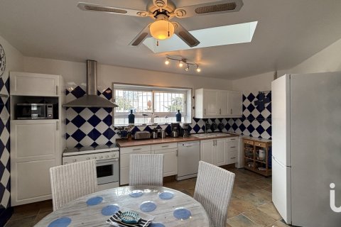 4 bedrooms house for sale in Empuriabrava, Girona, Catalonia, Spain № 5004 - photo 10