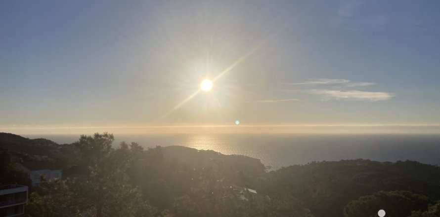 3 bedrooms house for sale in Lloret de Mar, Girona, Catalonia, Spain № 5002