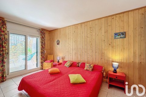 3 bedrooms house for sale in Lloret de Mar, Girona, Catalonia, Spain № 5002 - photo 12