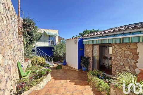 3 bedrooms house for sale in Lloret de Mar, Girona, Catalonia, Spain № 5002 - photo 4