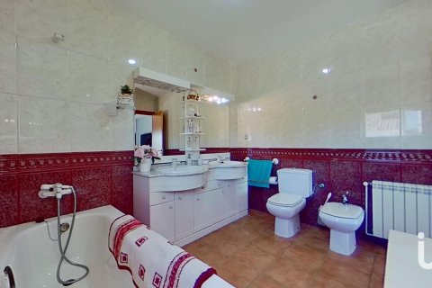 7 bedrooms house for sale in El Vendrell, Tarragona, Catalonia, Spain № 5007 - photo 27