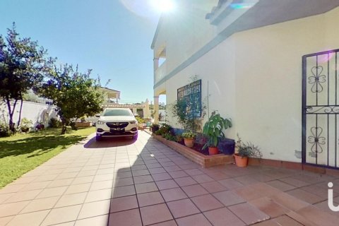 7 bedrooms house for sale in El Vendrell, Tarragona, Catalonia, Spain № 5007 - photo 7