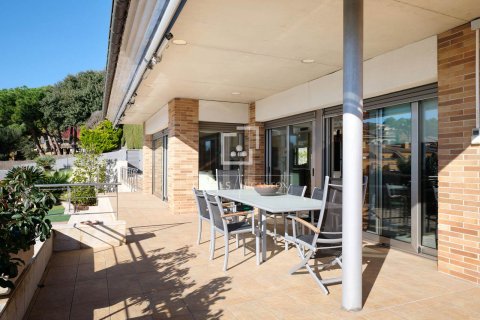 5 chambres villa à vendre à Sant Vicenc De Montalt, Barcelona, Catalonia, Spain № 4000 - photo 5