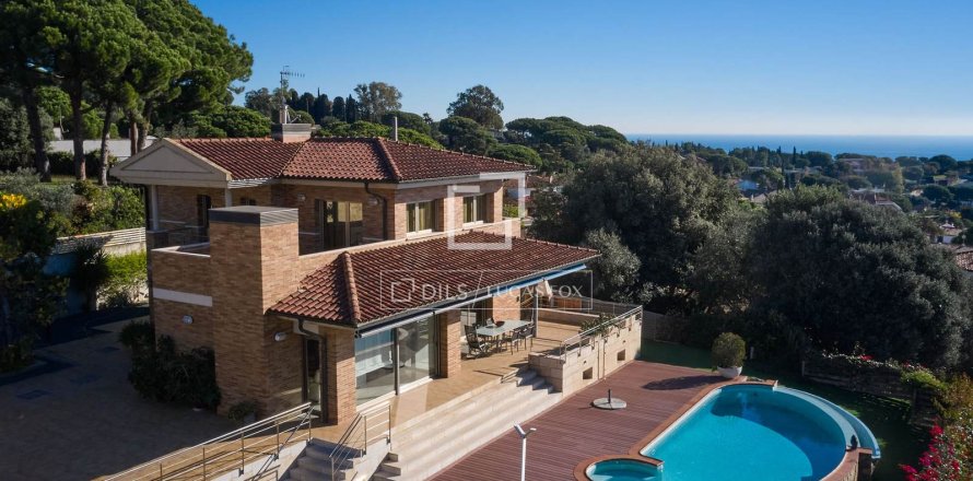 5 chambres villa à vendre à Sant Vicenc De Montalt, Barcelona, Catalonia, Spain № 4000