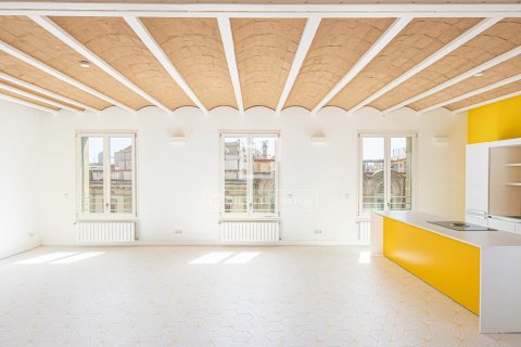 3 chambres apartment à vendre à Barcelona, Catalonia, Spain № 4001
