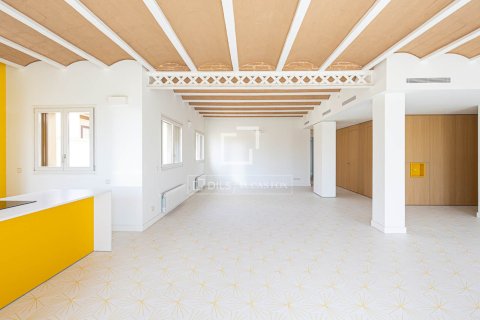 3 chambres apartment à vendre à Barcelona, Catalonia, Spain № 4001 - photo 3