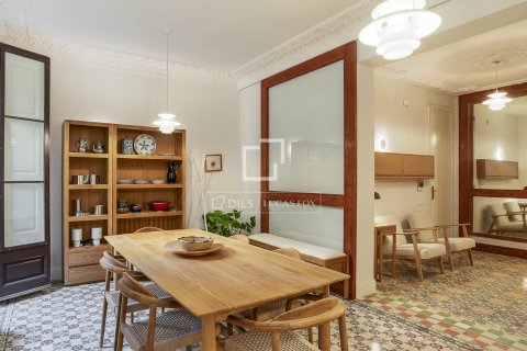 2 chambres apartment à vendre à Barcelona, Catalonia, Spain № 3998 - photo 25