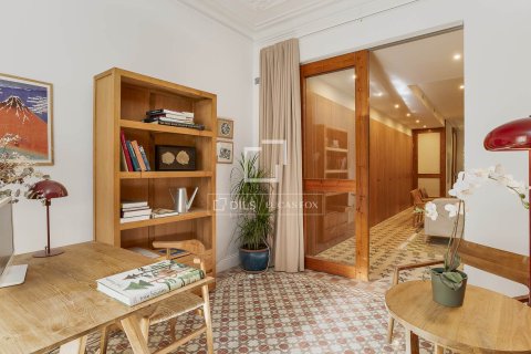 2 chambres apartment à vendre à Barcelona, Catalonia, Spain № 3998 - photo 17