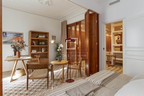 2 chambres apartment à vendre à Barcelona, Catalonia, Spain № 3998 - photo 2