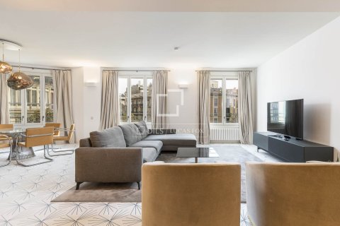 2 chambres apartment à vendre à Barcelona, Catalonia, Spain № 3999 - photo 3