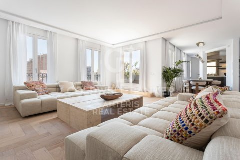 3 bedrooms penthouse for sale in Barcelona, Catalonia, Spain № 5383 - photo 13