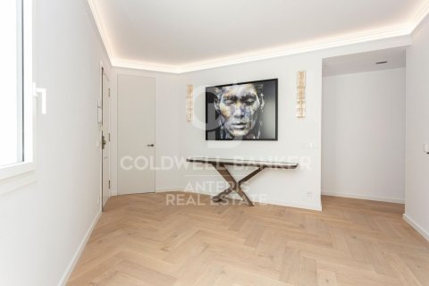 3 bedrooms penthouse for sale in Barcelona, Catalonia, Spain № 5383 - photo 24