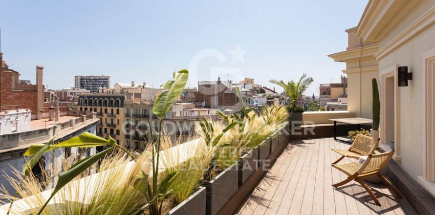 3 bedrooms penthouse for sale in Barcelona, Catalonia, Spain № 5383