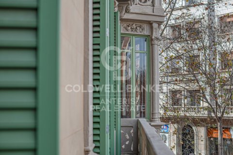 3 bedrooms apartment for sale in Barcelona, Catalonia, Spain № 5378 - photo 12