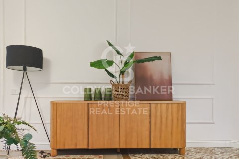 3 bedrooms apartment for sale in Barcelona, Catalonia, Spain № 5382 - photo 5