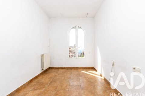 5 bedrooms house for sale in El Masnou, Barcelona, Catalonia, Spain № 7429 - photo 6