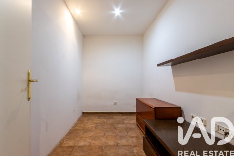 5 bedrooms house for sale in El Masnou, Barcelona, Catalonia, Spain № 7429 - photo 26
