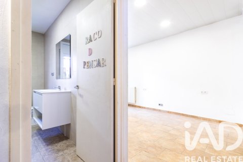 5 bedrooms house for sale in El Masnou, Barcelona, Catalonia, Spain № 7429 - photo 3