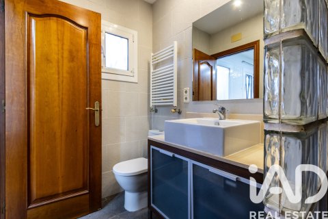 5 bedrooms house for sale in El Masnou, Barcelona, Catalonia, Spain № 7429 - photo 20