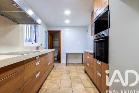 5 bedrooms house for sale in El Masnou, Barcelona, Catalonia, Spain № 7429 - photo 21