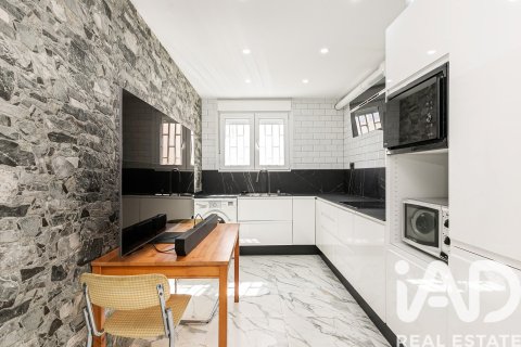 6 bedrooms house for sale in El Vendrell, Tarragona, Catalonia, Spain № 7427 - photo 23