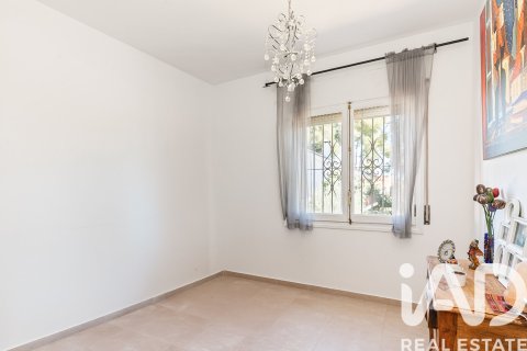 6 bedrooms house for sale in El Vendrell, Tarragona, Catalonia, Spain № 7427 - photo 5