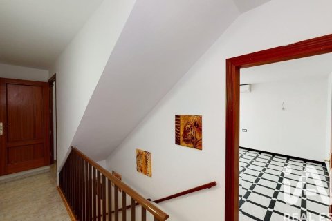 Купить виллу в Канет-де-Мар, Испания с 6 спален, 168м², № 7426 - фото 7