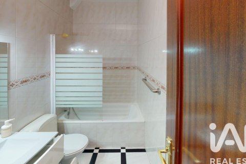 Купить виллу в Канет-де-Мар, Испания с 6 спален, 168м², № 7426 - фото 6
