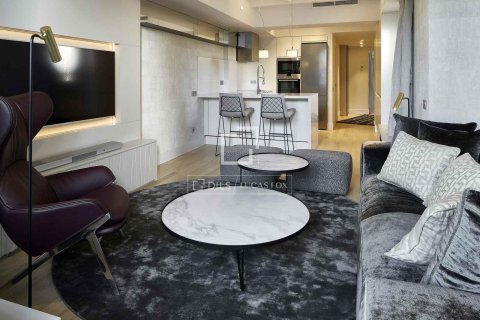 Ático de 2 dormitorios en venta en Barcelona, Cataluña, Spain № 3901 - foto 6