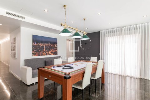 8 chambres villa à vendre à Castelldefels, Barcelona, Catalonia, Spain № 3903 - photo 30