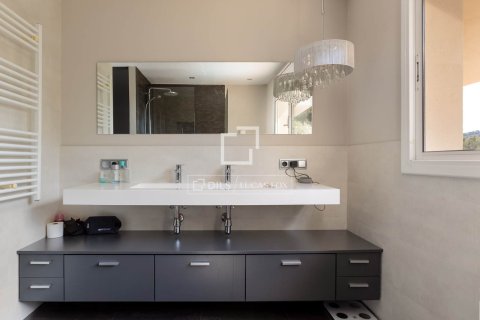 5 chambres villa à vendre à Cabrils, Barcelona, Catalonia, Spain № 3905 - photo 12