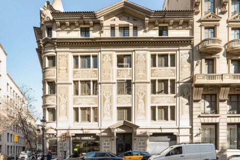 Купить квартиру в Барселона, Испания с 2 спальни, 85м², № 3904 - фото 6