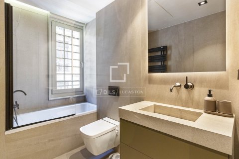 Купить квартиру в Барселона, Испания с 2 спальни, 85м², № 3904 - фото 14