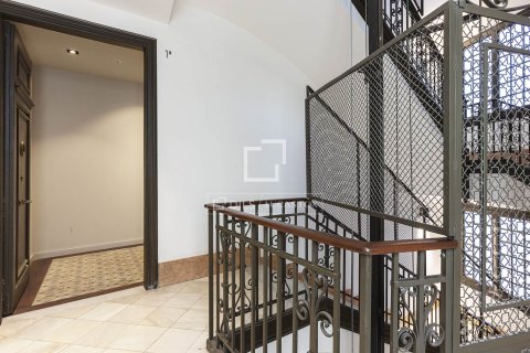 Купить квартиру в Барселона, Испания с 2 спальни, 85м², № 3904 - фото 26