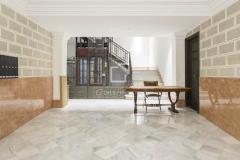 Купить квартиру в Барселона, Испания с 2 спальни, 85м², № 3904 - фото 24