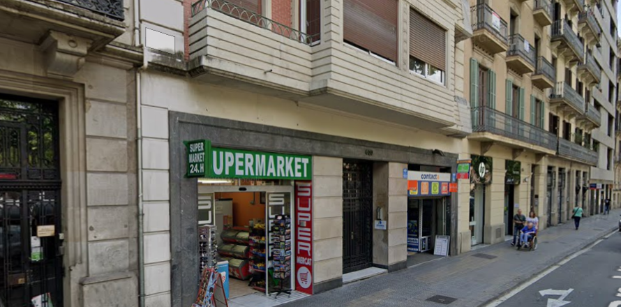 268 m² commercial property à vendre à Eixample, Barcelona, Catalonia, Spain № 3621