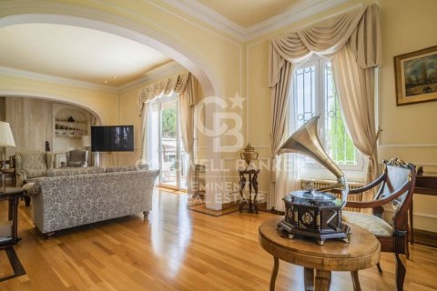 Купить виллу в Эсплугес-де-Льобрегат, Испания с 9 спален, 734м², № 7950 - фото 22