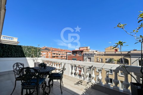 Купить пентхаус в Барселона, Испания с 1 спальня, 64м², № 7951 - фото 23